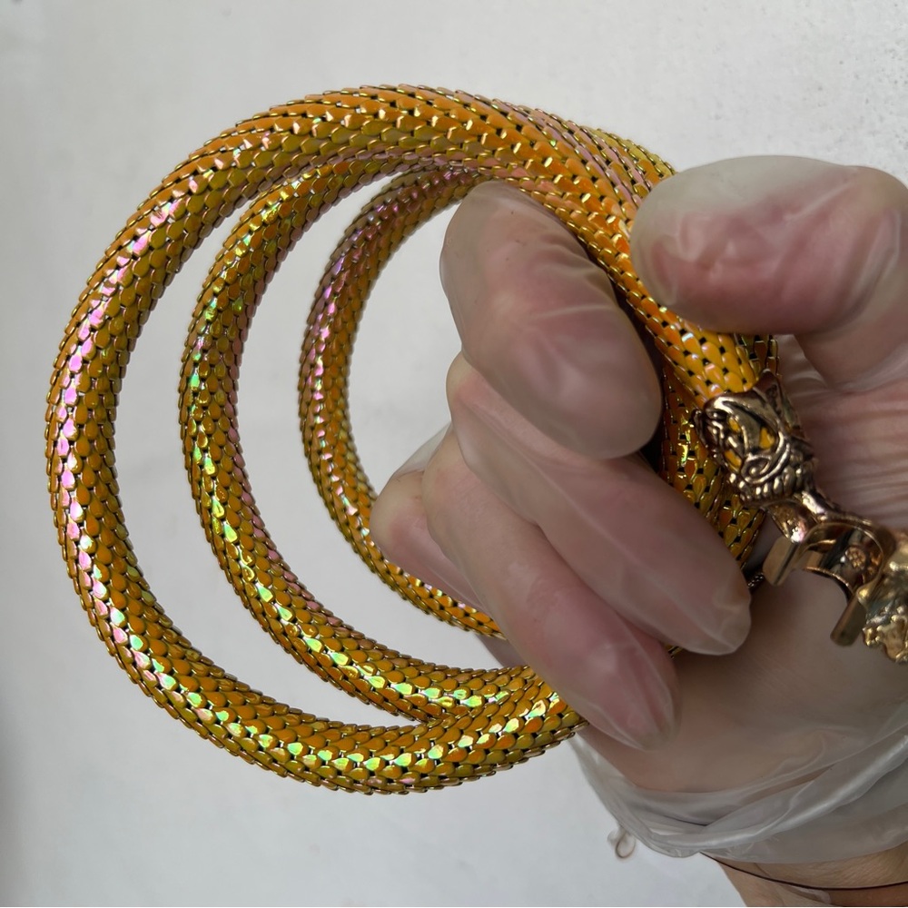 Vintage snake belt necklace in iridescent yellow by D.L.Auld - Picture 4 of 14